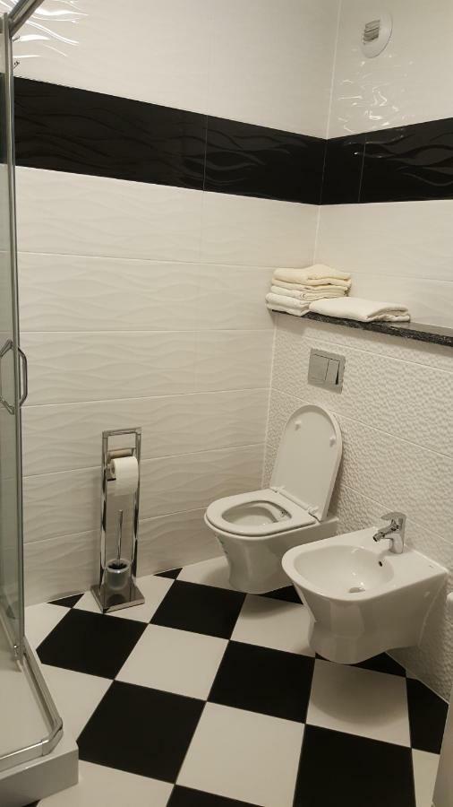 Wroclaw Apartamenty Kepa Mieszczanska Bagian luar foto