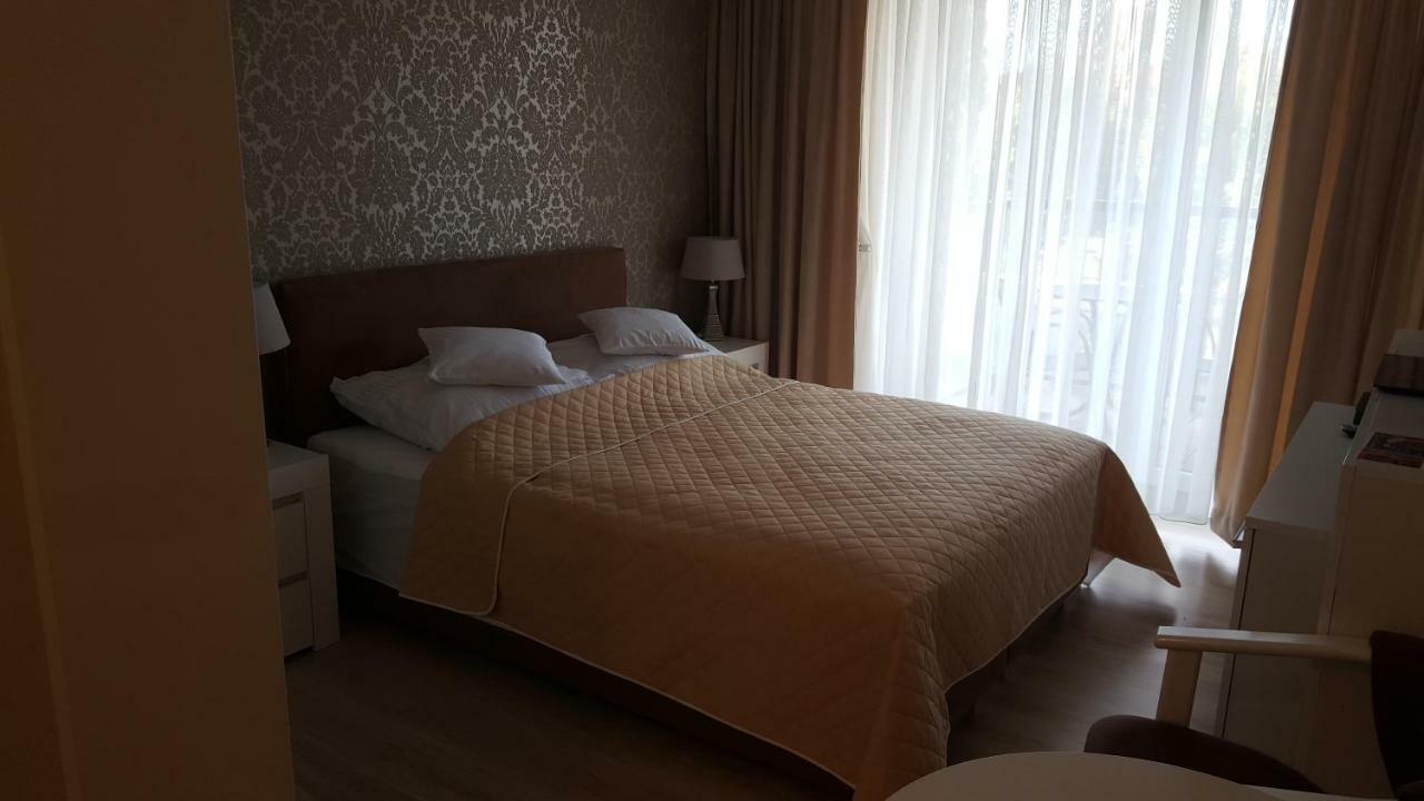 Wroclaw Apartamenty Kepa Mieszczanska Bagian luar foto