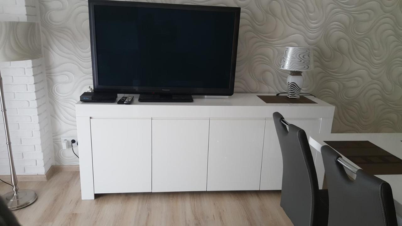 Wroclaw Apartamenty Kepa Mieszczanska Bagian luar foto